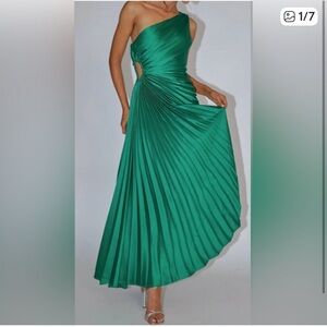 House of Harlow 1960 one shoulder pleated dress